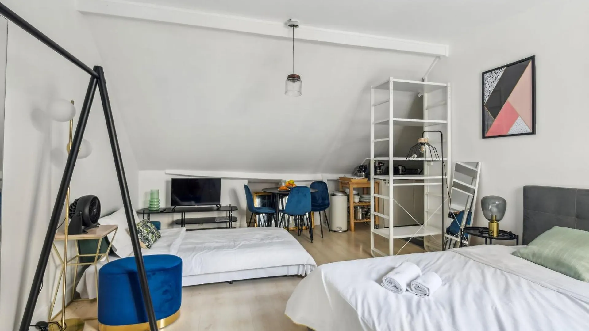 Pont Neuf & Jardin Du Luxembourg - Cityapartmentstay パリ 0*,  フランス