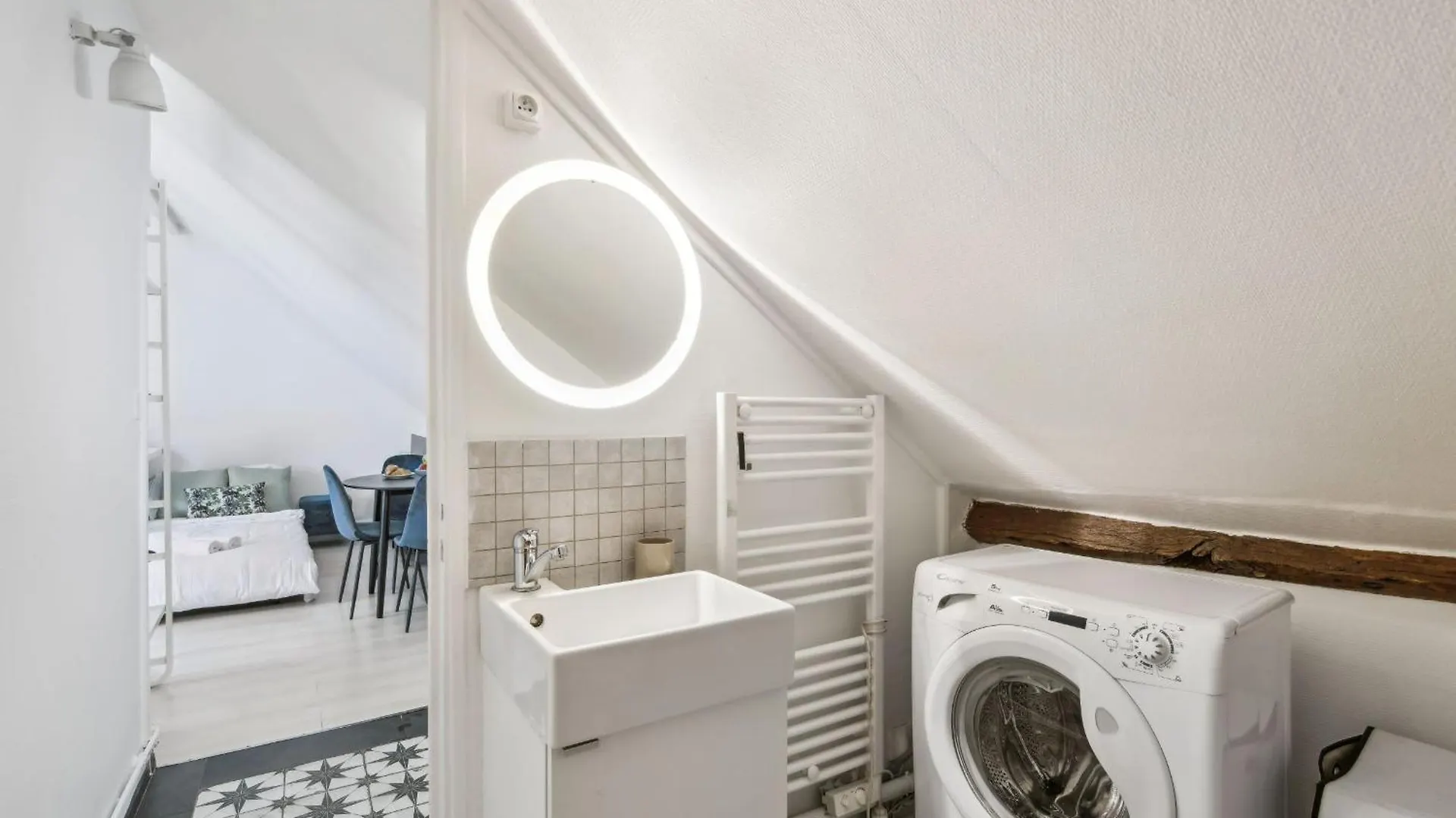 Pont Neuf & Jardin Du Luxembourg - Cityapartmentstay パリ アパート